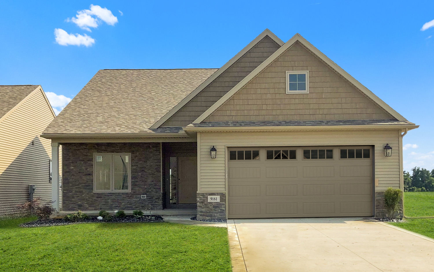 9244 Summer Song Ln, Sylvania, OH 43560