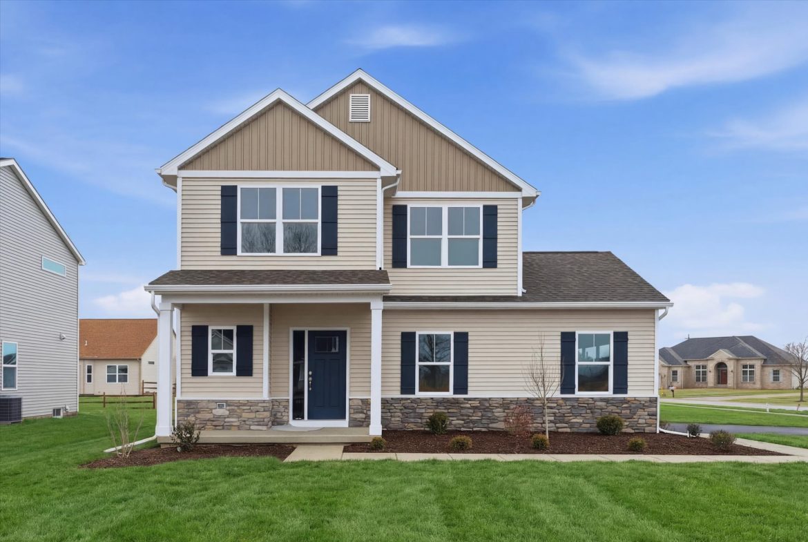  727 W Ironwood Dr, Rossford, OH 43460
